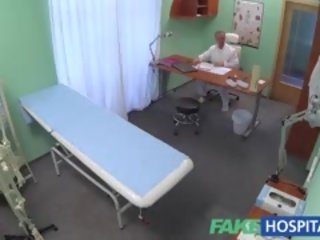 Fakehospital 医 人 solves 湿 的阴户 问题