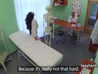 Medyczne practitioner walenie student pielęgniarka